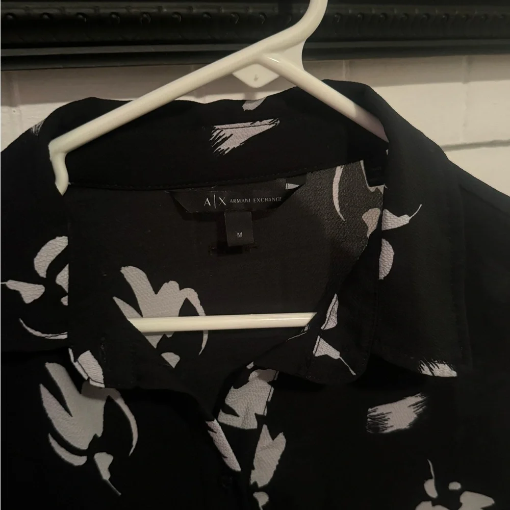 🤑🤑ARMANI EXCHANGE WOMENS M🤑🤑 - Picture 7 of 8